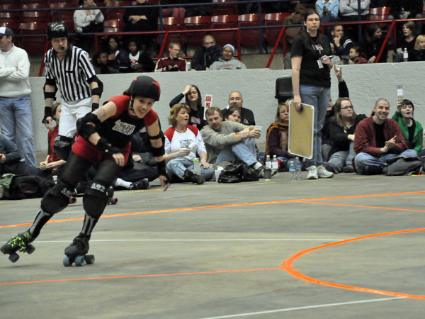 The Carolina Rollergirls Host The Dairyland Dolls