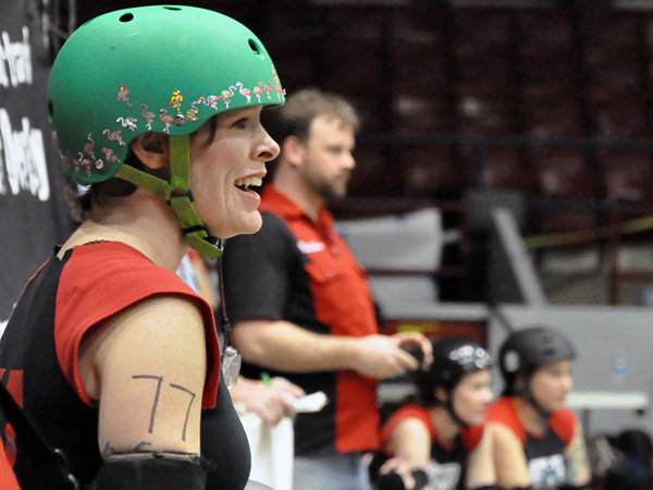 The Carolina Rollergirls Host The Dairyland Dolls