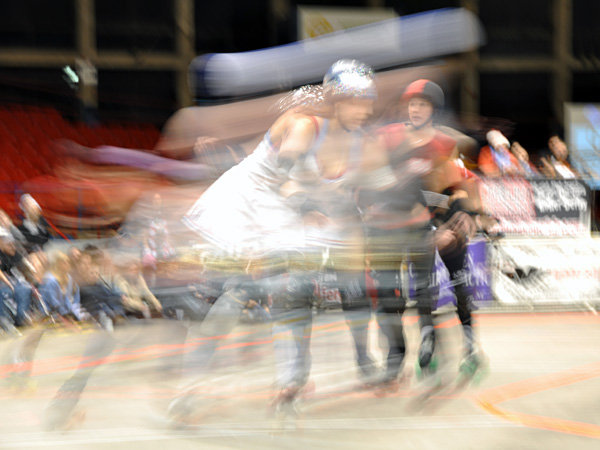 The Carolina Rollergirls Host The Dairyland Dolls